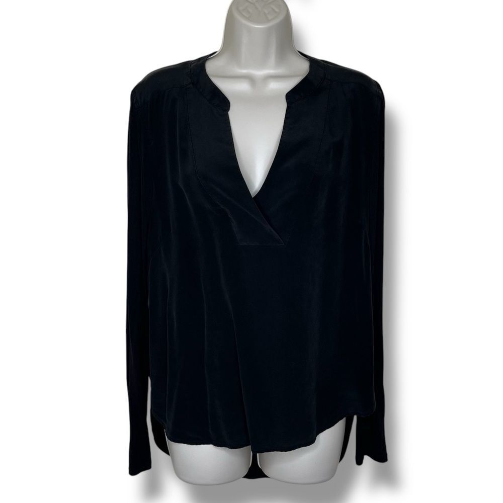 BCBGMaxAzria Black Silk Front Split Crossover Neck Long Sleeve Top Women Medium